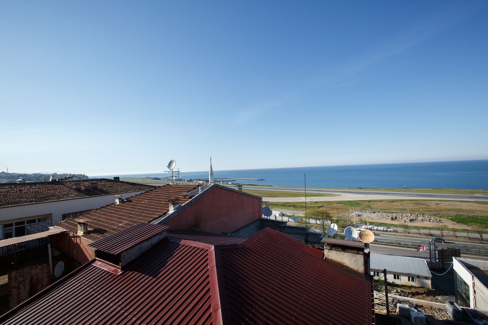 Guven Suite House