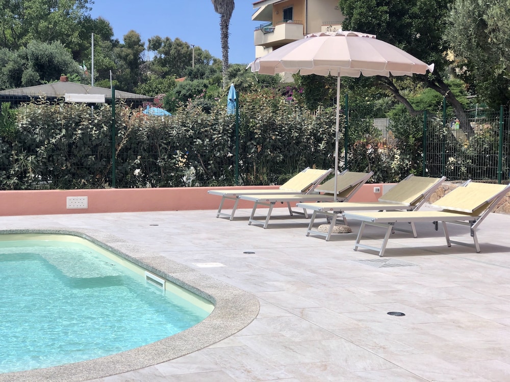 Residence I Mirti Bianchi