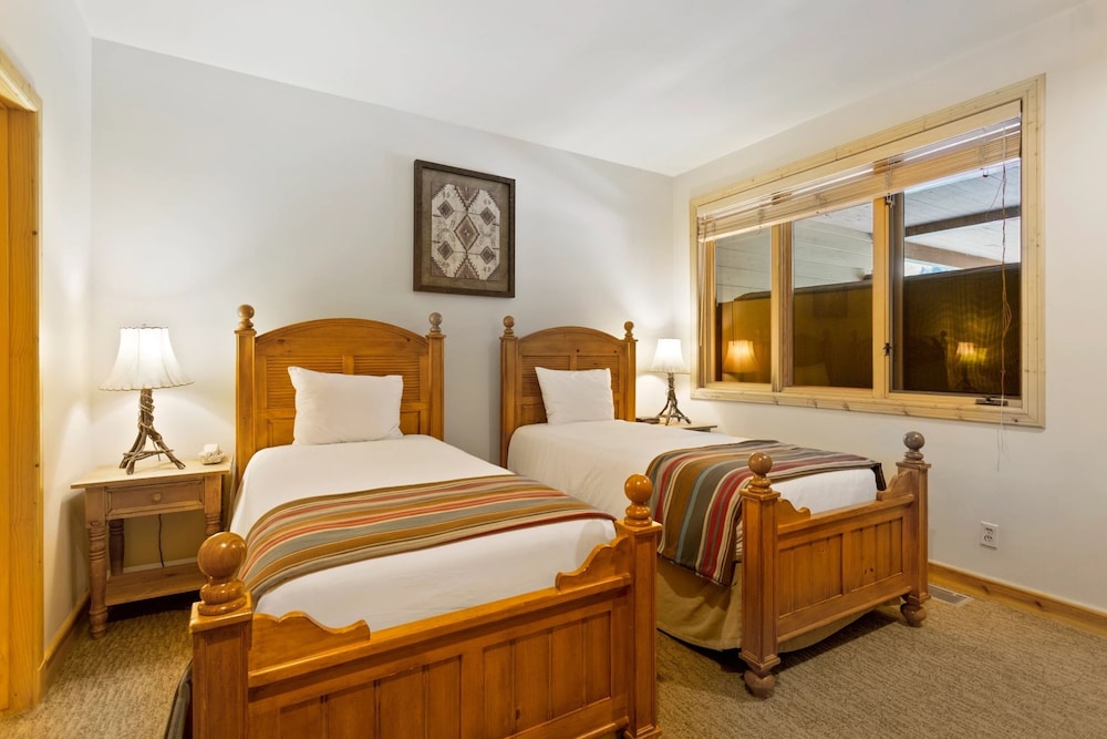 Trail's End Lodge at Deer Valley Resort - Four Bedroom Residence with Spa #18 4 Condo