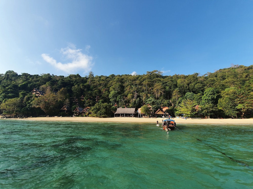 Phi Phi Relax Beach Resort