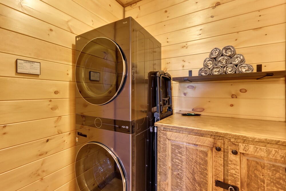Blue Ridge Vacation Rental w/ Deck & Game Room! view 3