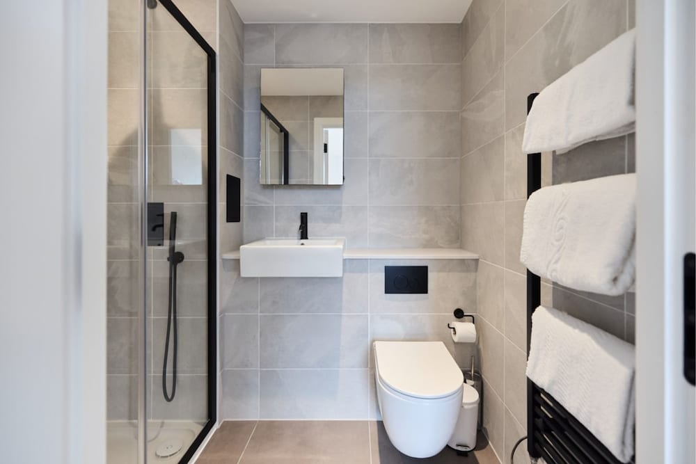 The Tottenham Paradise - Ravishing 2bdr Flat With Balcony