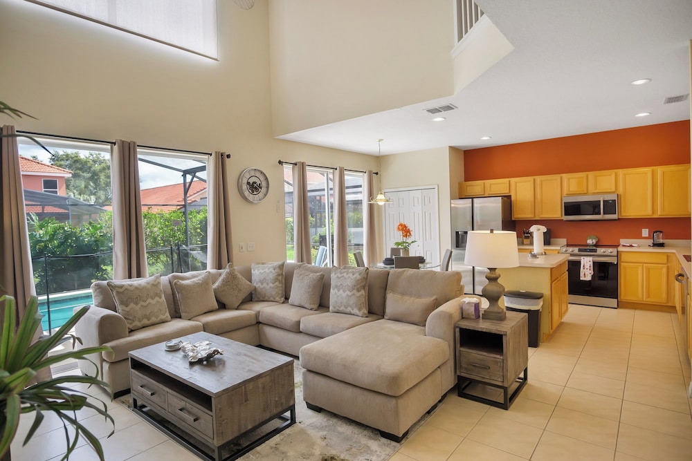 Enchanted 5BR Townhome Disney Fun Awaits