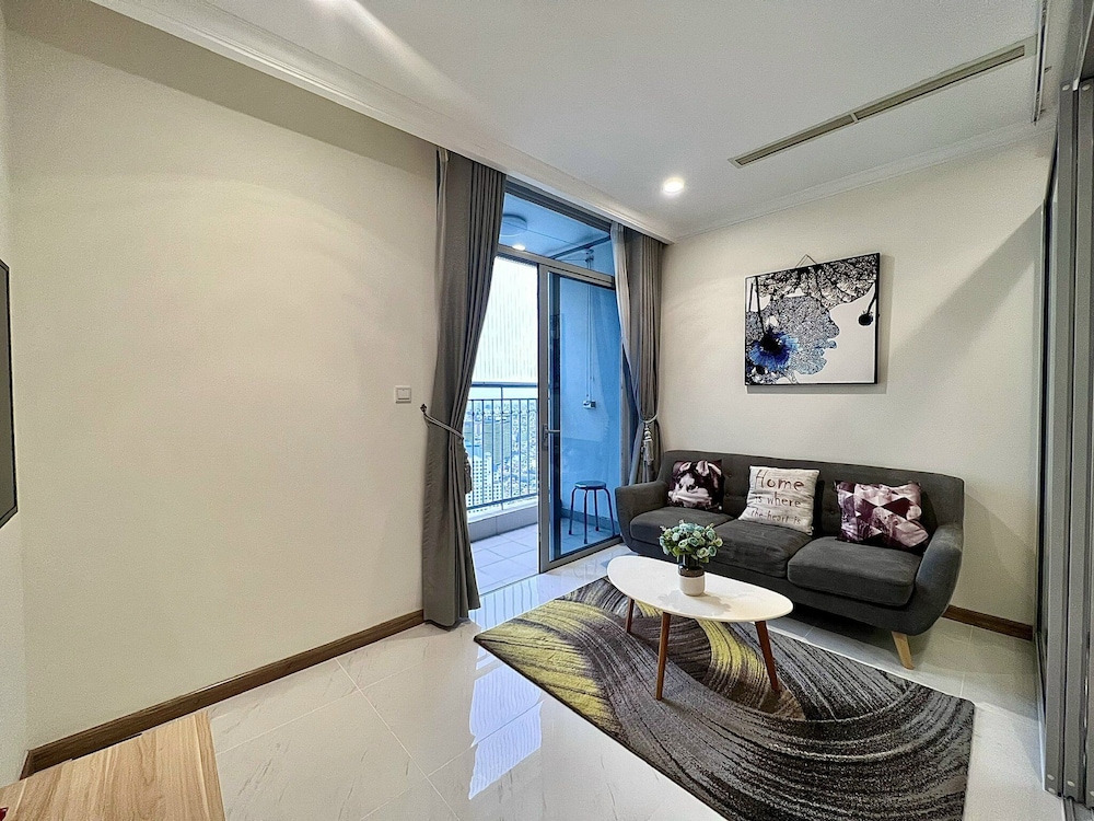 Landmark Apartment in Vinhomes Central Park