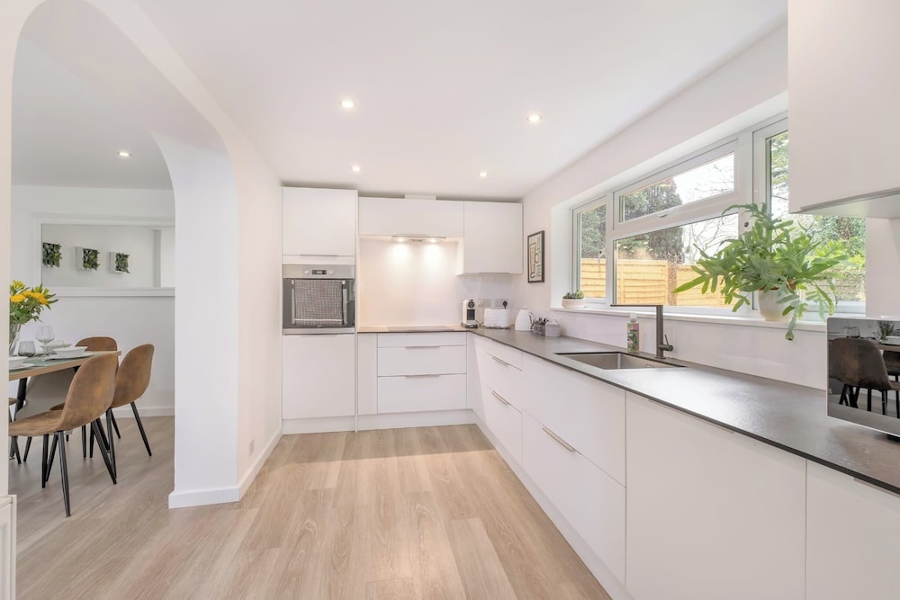 Bluebell House - Sleeps 5 - Garden - Parking