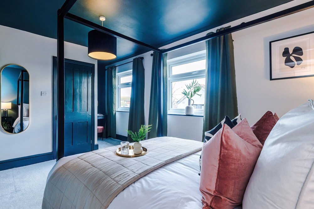 Cabin Hill