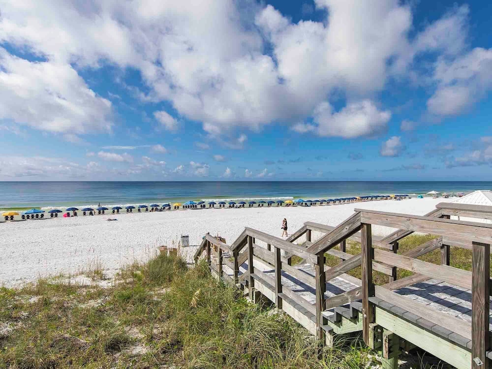 Majestic Sun #1008A by Southern Vacation Rentals