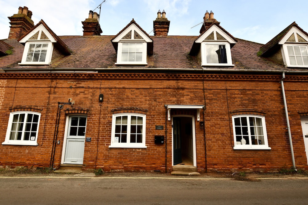 Arlo Cottage, Orford