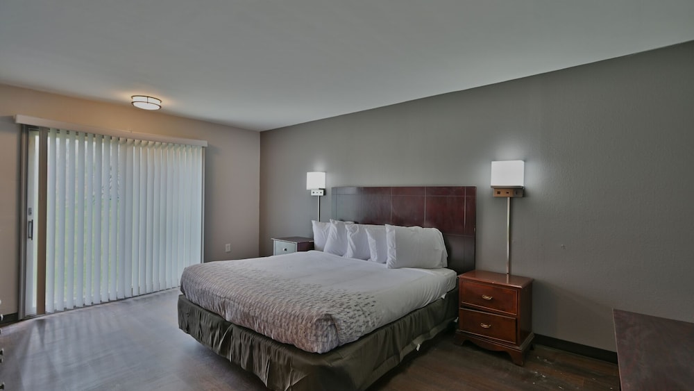 Maplehurst Motel