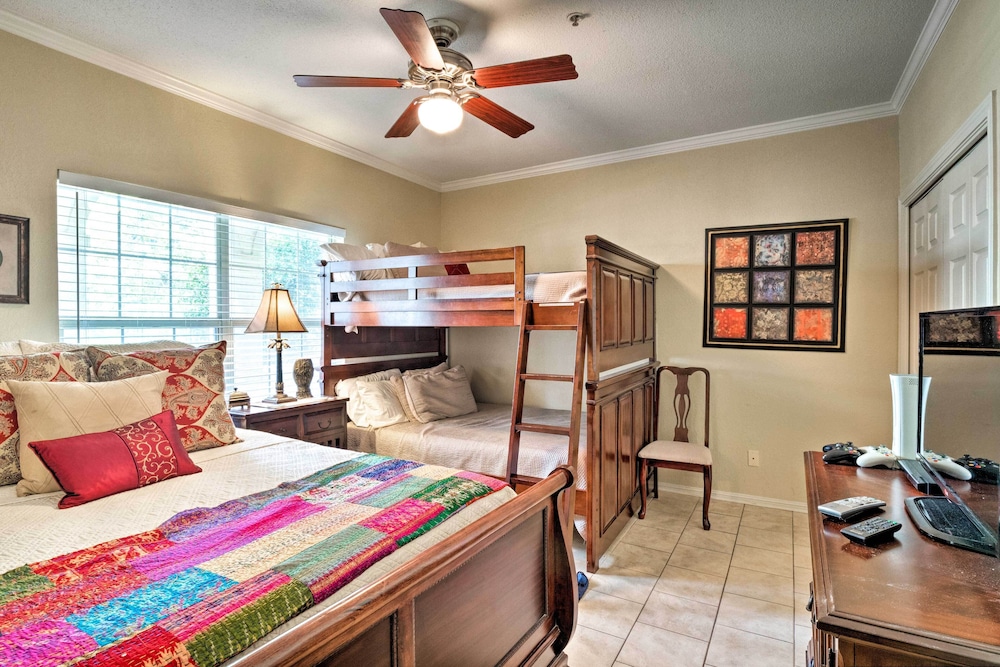 Lakefront Lago Vista Condo w/ Resort Amenities! - Property Image 25