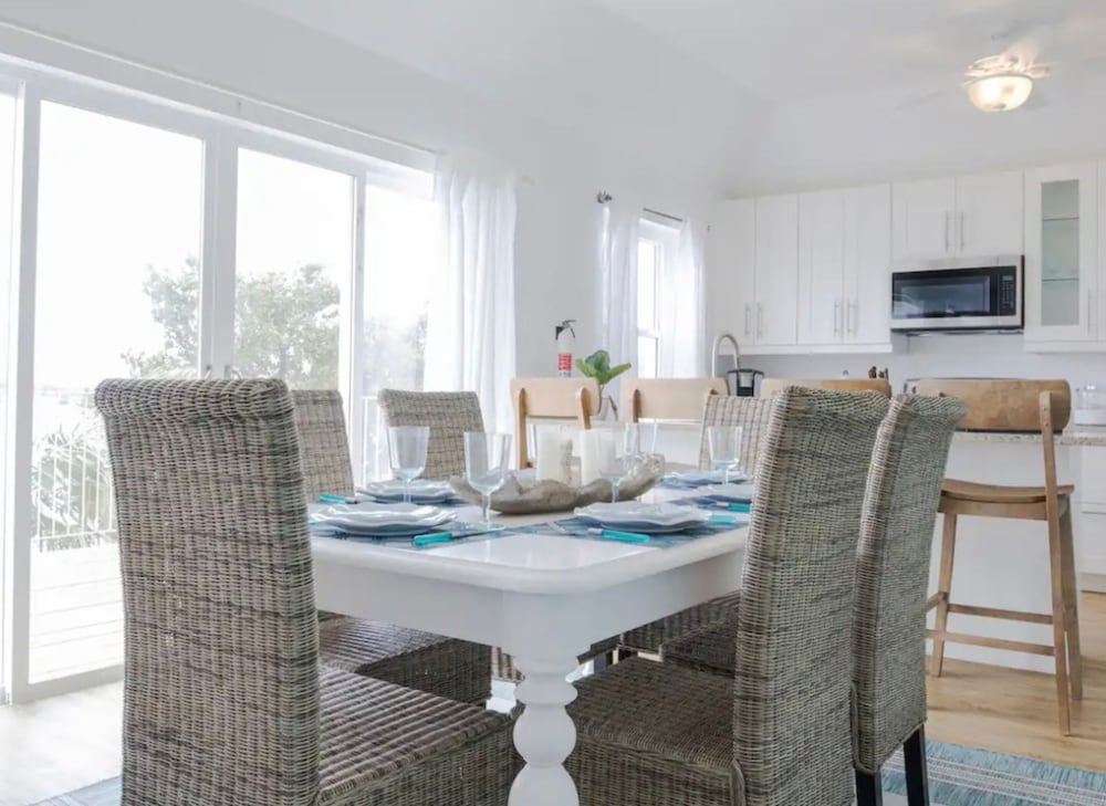Modern Apartment St.Georges Bermuda, photo 8