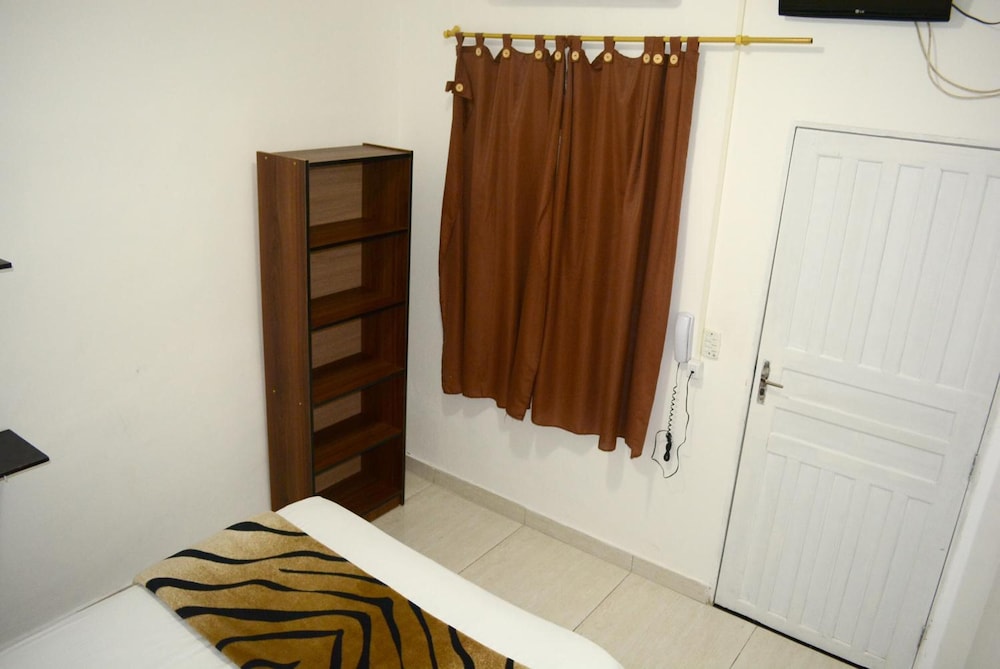 Lize Hotel-Hostel