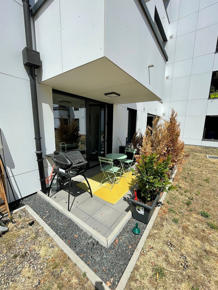 Luxury 1 bedroom flat w.Terrace&Parking