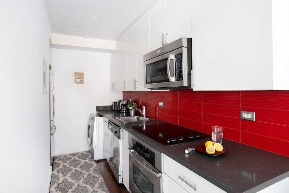 809 Midtown Apartments