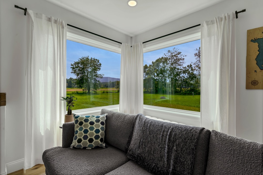 Mountain View By Newfound Lake 4 Bedroom Duplex by RedAwning view 4