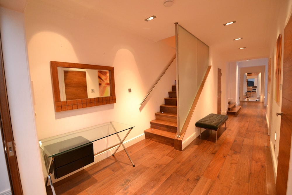 Luxury Hyde Park