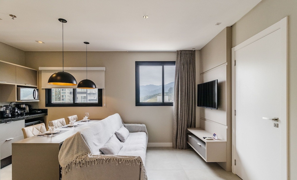 MHF III Apts Variados a 280m da Praia em Itapema