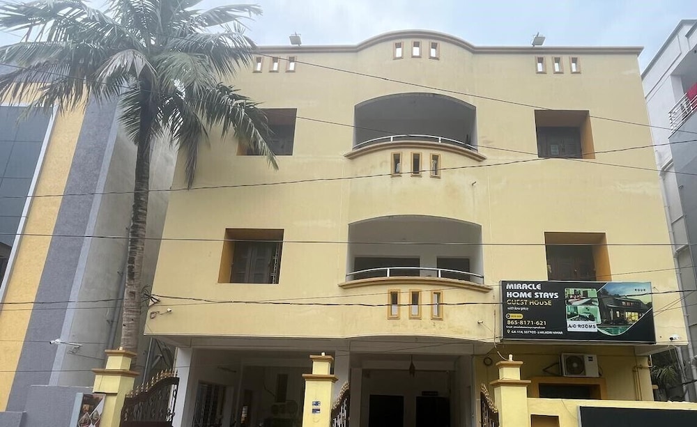 Hotel Miracle Stay