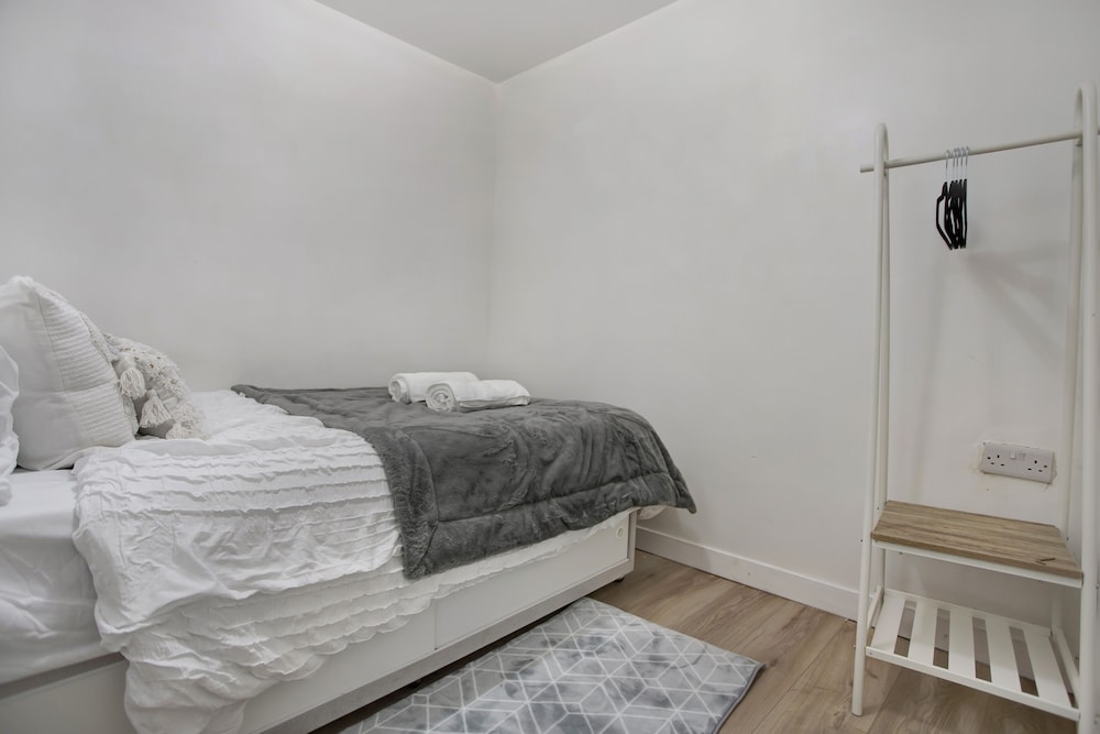 Cozy 1-bed Apartment Close to Lcy & Excel