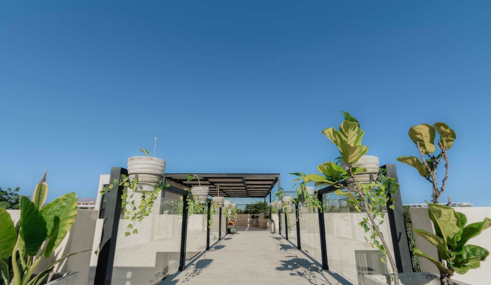 Modern 2BR Oasis With Pool Views at Chaan Ha