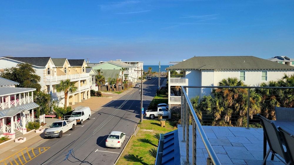 15 17th Street by Tybee Vacation Rentals
