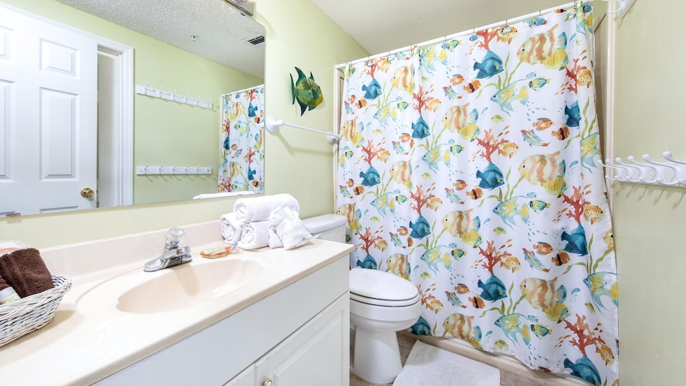 Emerald Key by Southern Vacation Rentals