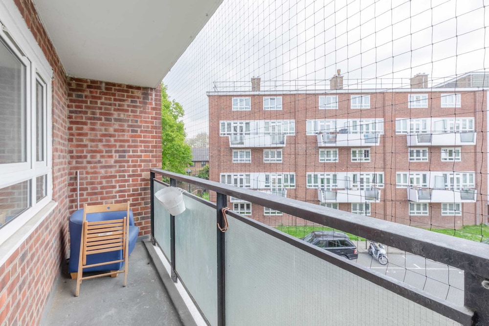 Spacious 3BD Flat, Close to Tube - Fulham!
