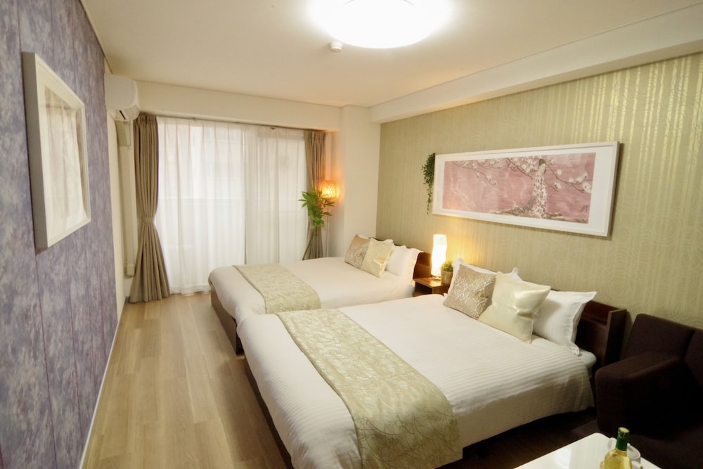 Nipponbashi Art Hotel