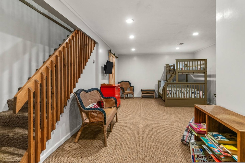 Lakeside Getaway pet Friendly