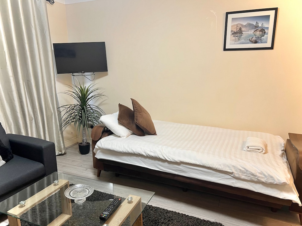 Cosy London Retreat Near Tower Bridge