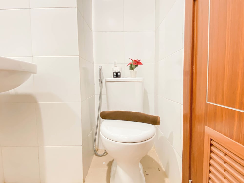 Trendy 1Br At Apartment Vittoria Residence
