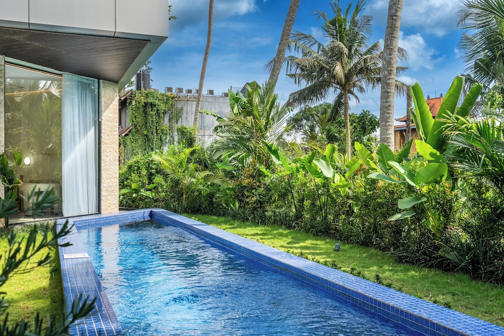 Hidden City Ubud - Modern Villas & Townhouses with Private Pools, Nature Views and Wellness Access