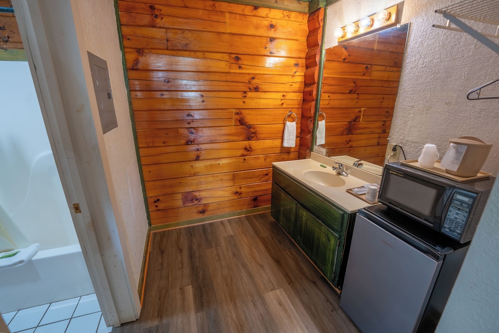 Fishtale Lodge
