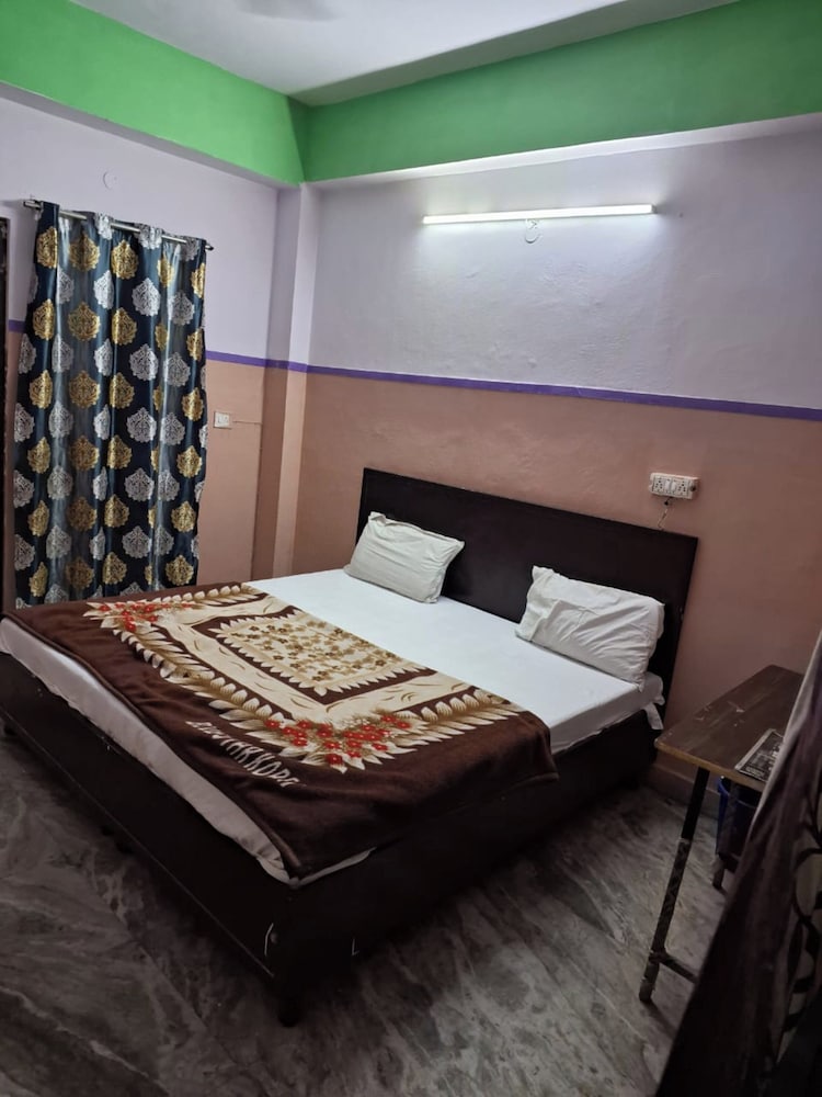 Hotel Maharaja Noida