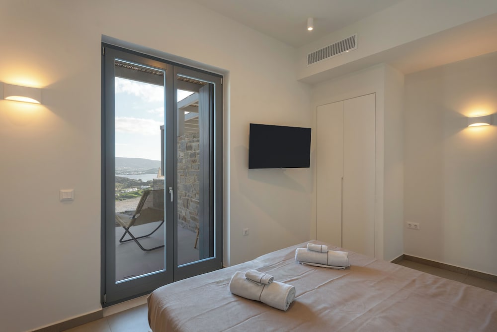 AVERA VILLAS