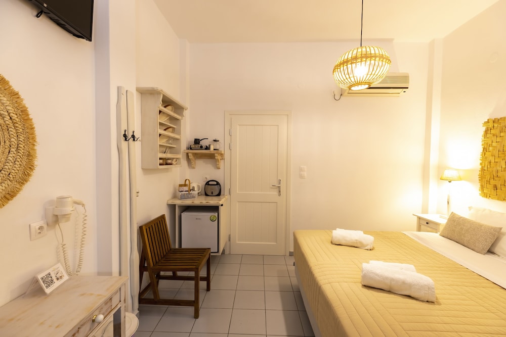 Irini Pension