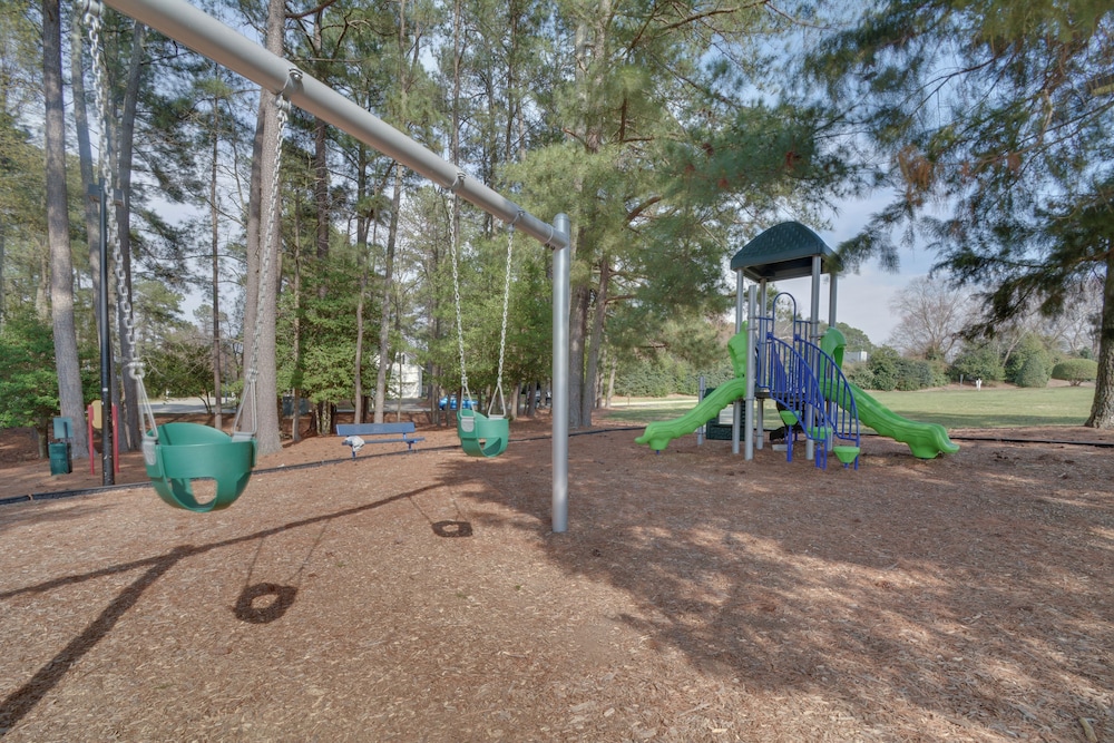 Fire Pit + Pool Access: Quiet Holly Springs Home