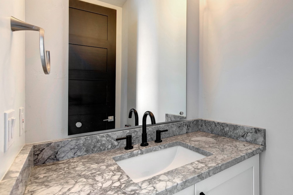 Frost Haven 4 Bedroom Townhouse
