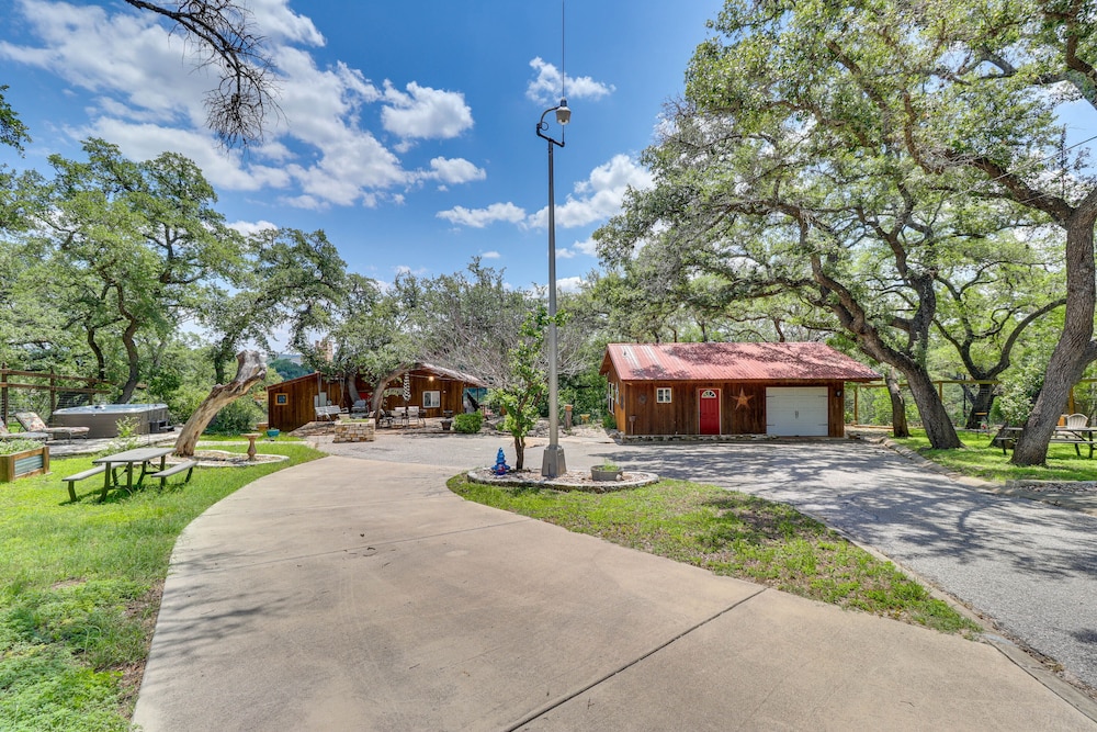 Waterfront Spicewood Home: Deck, Fire Pit Grill - Property Image 33