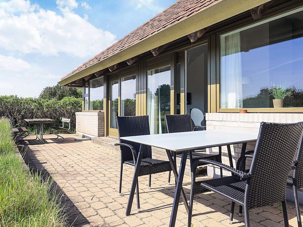 2-room Holiday Home in Karrebaeksminde