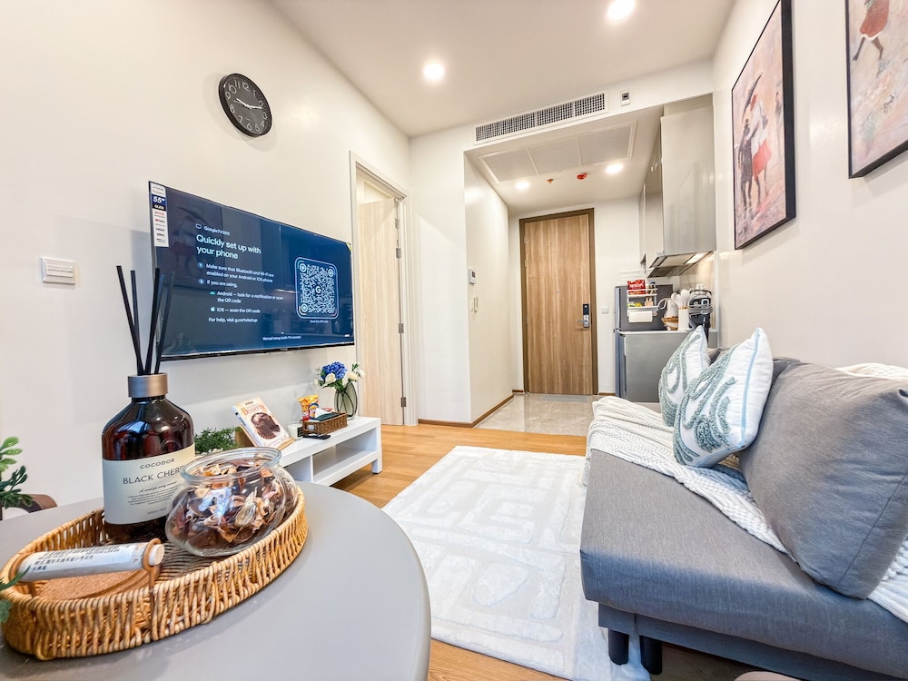 New City Condo in Central Bangkok Siam Paragon · Central World