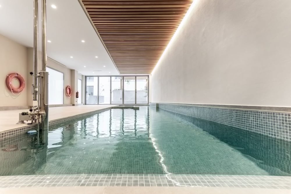 Lusciano - 2 Bedrooms Pool and gym in Almagro