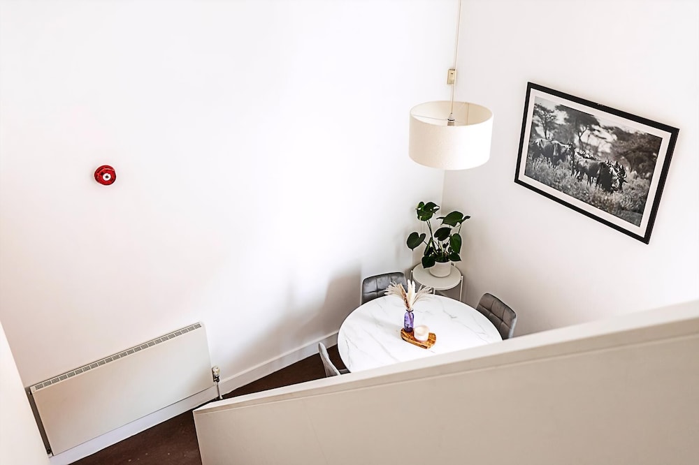 Cosy Camden Retreat Near Markets & Tube