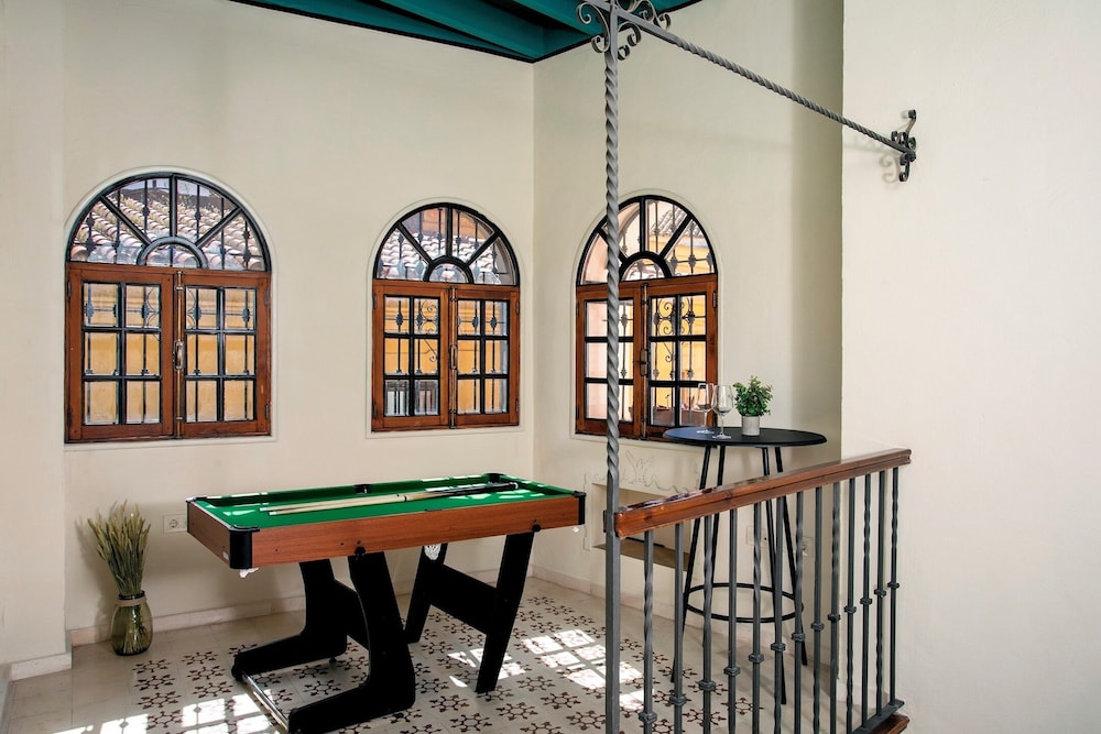 Sevillian House With Terrace. Augusto Plasencia