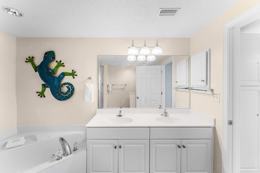 Majestic Bliss Luxury in Pcb!