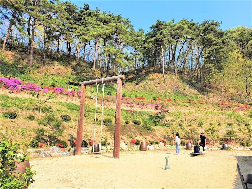 Tohyang Gotaek