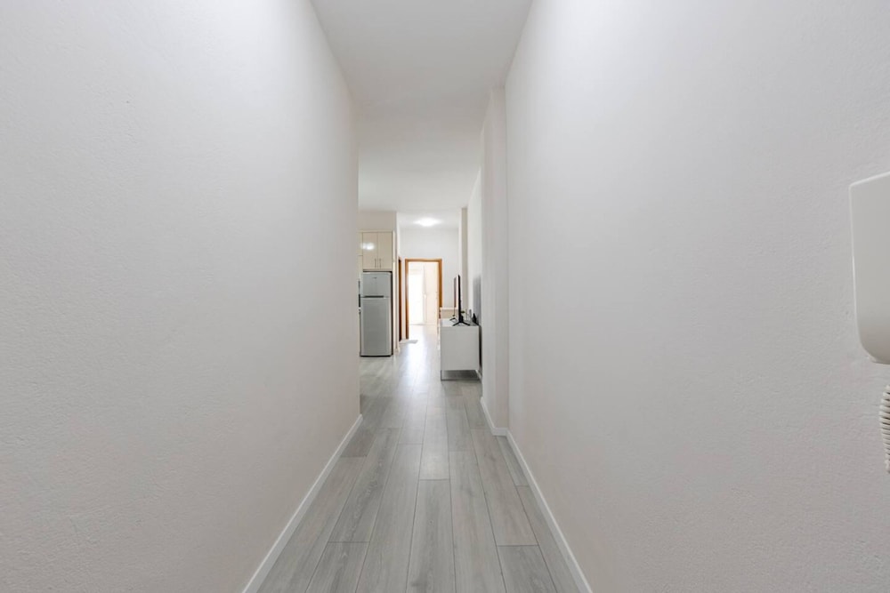 Beachfront Apartment - Near Beach City