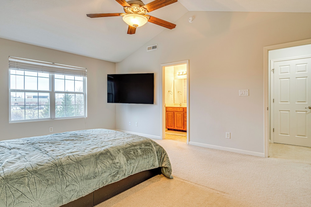 Close to Main Street: Townhome in Zionsville