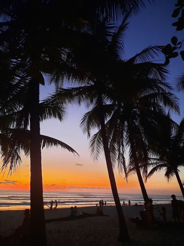 Zoa Villas - 2 minutes to the beach