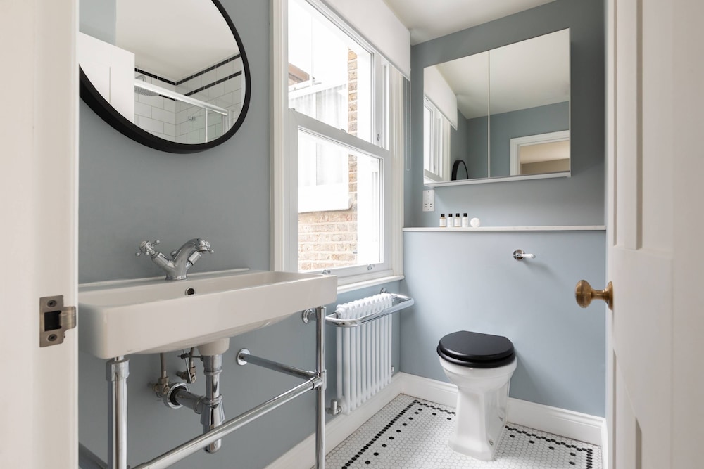 Brewster Gardens III by Onefinestay